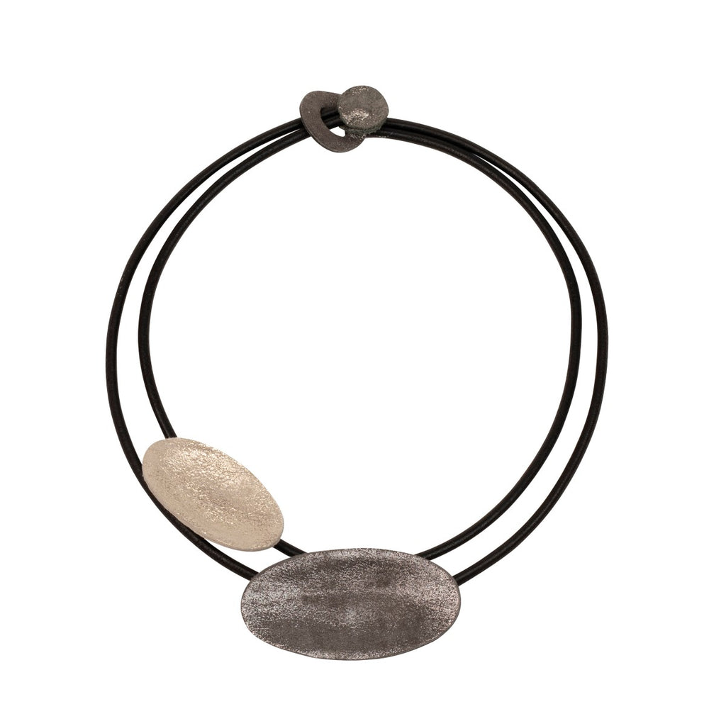 Pebbles Leather Necklace 7pm