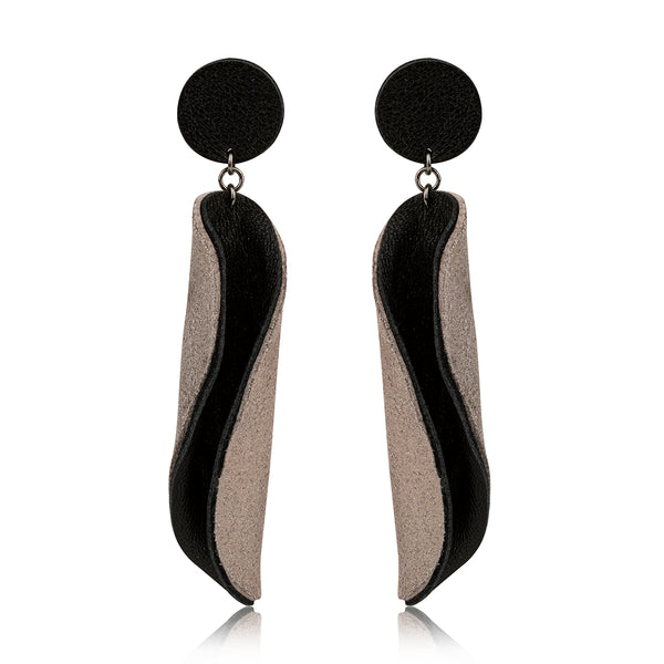 Sea Shells 7pm Leather earrings