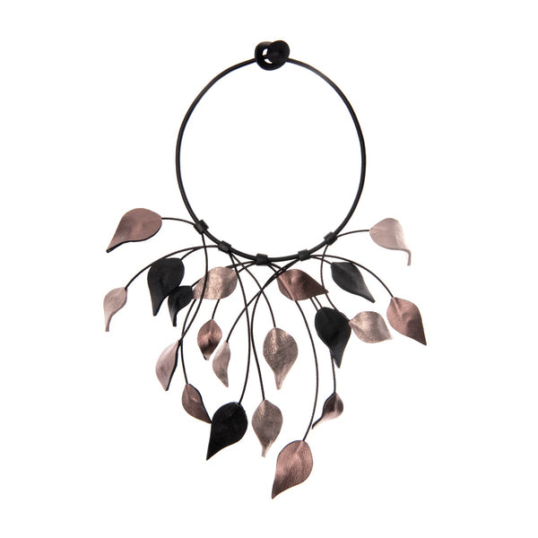 Leaves Leather Necklace 7pm
